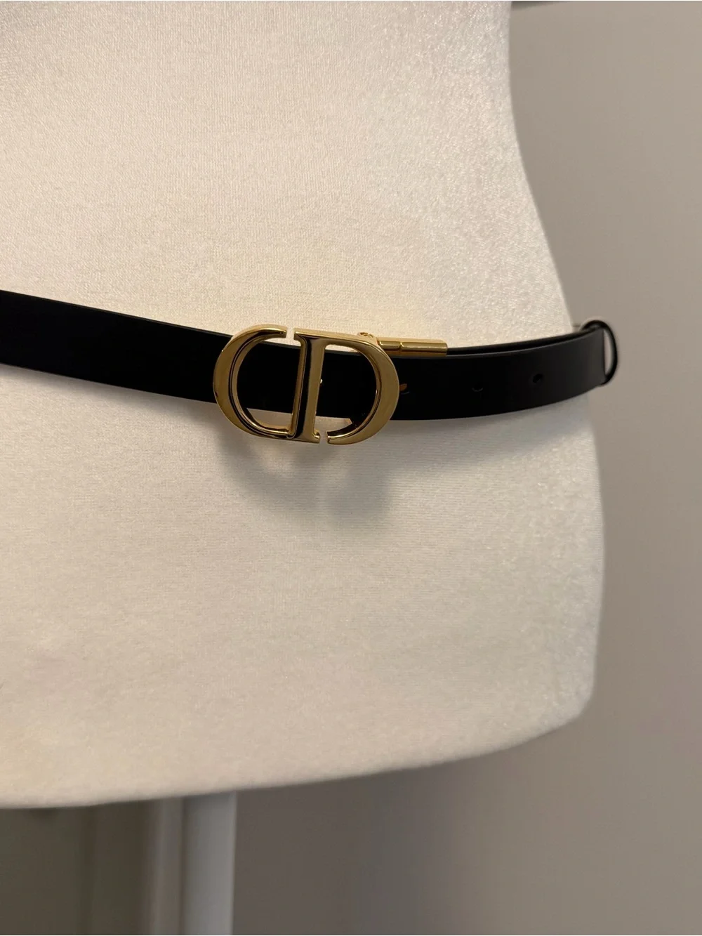 Dior 30 Montaigne Reversible Belt Smooth Leather Black Cream Gold Tone CD Buckle